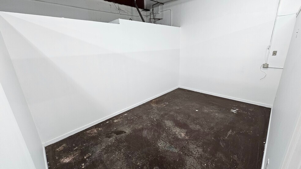 More Photos Of 7000 E 58th Ave, Commerce City Warehouse For Lease