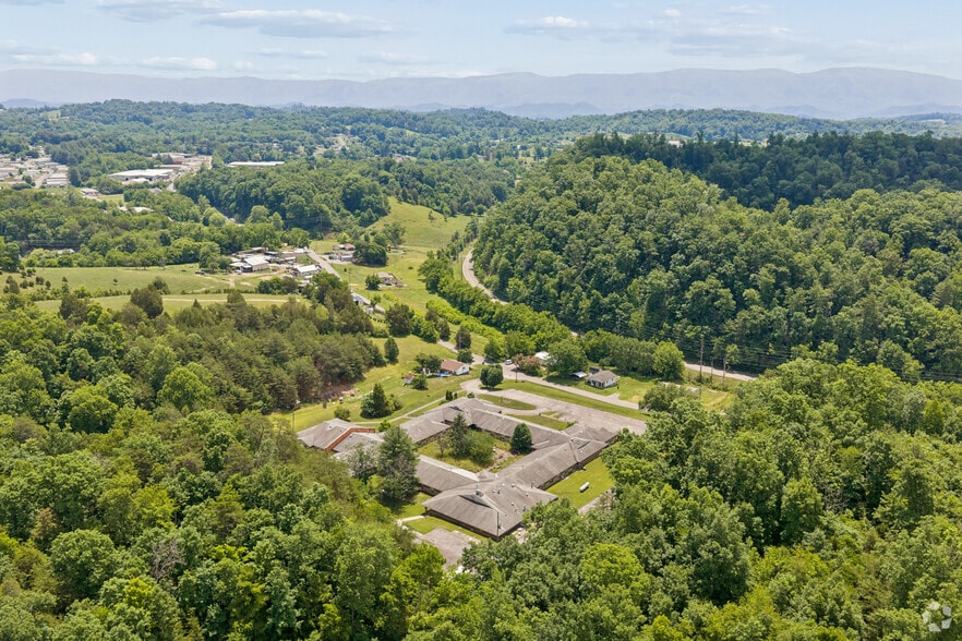 More Photos Of 250 Belle Brook Rd, Bristol Congregate Senior Housing For Sale