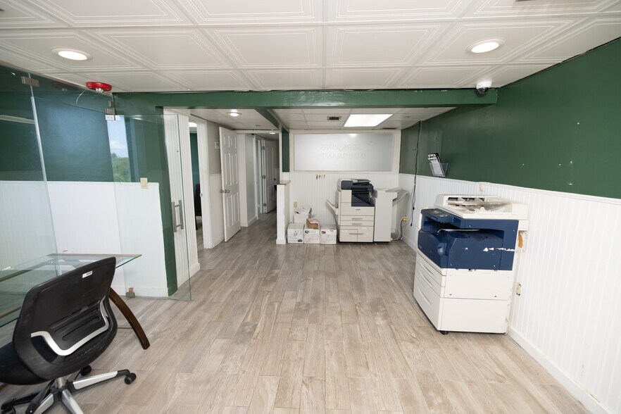 More Photos Of 4011 W Flagler St, Miami Loft Creative Space For Sale