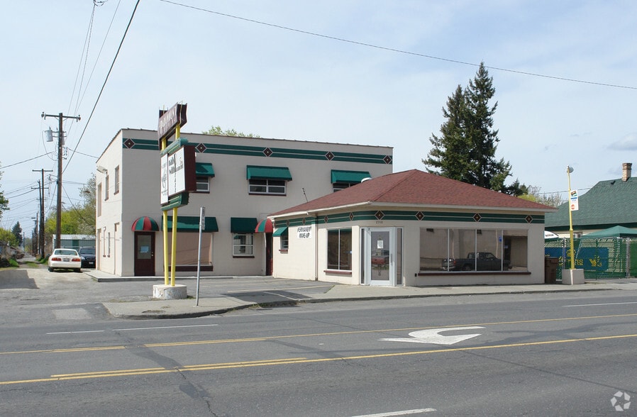 Primary Photo Of 2713-2715 N Monroe St, Spokane Office Residential For Lease
