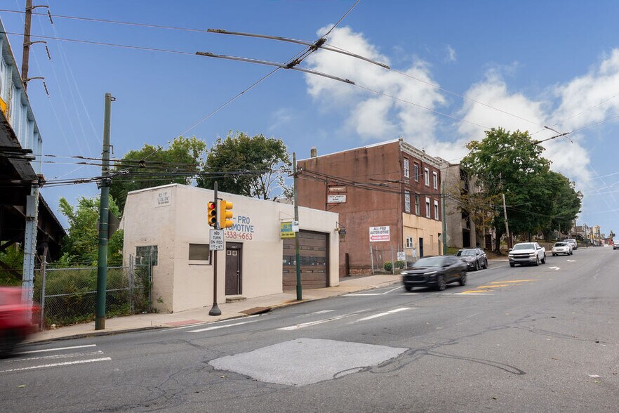 More Photos Of 8257 Frankford Ave, Philadelphia Auto Repair For Sale