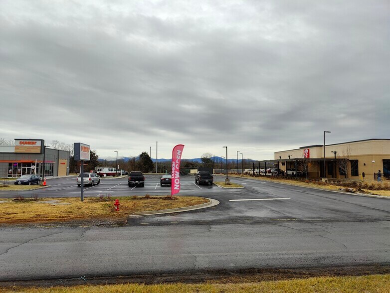 More Photos Of 20 Econo Ln, Lexington Land For Lease