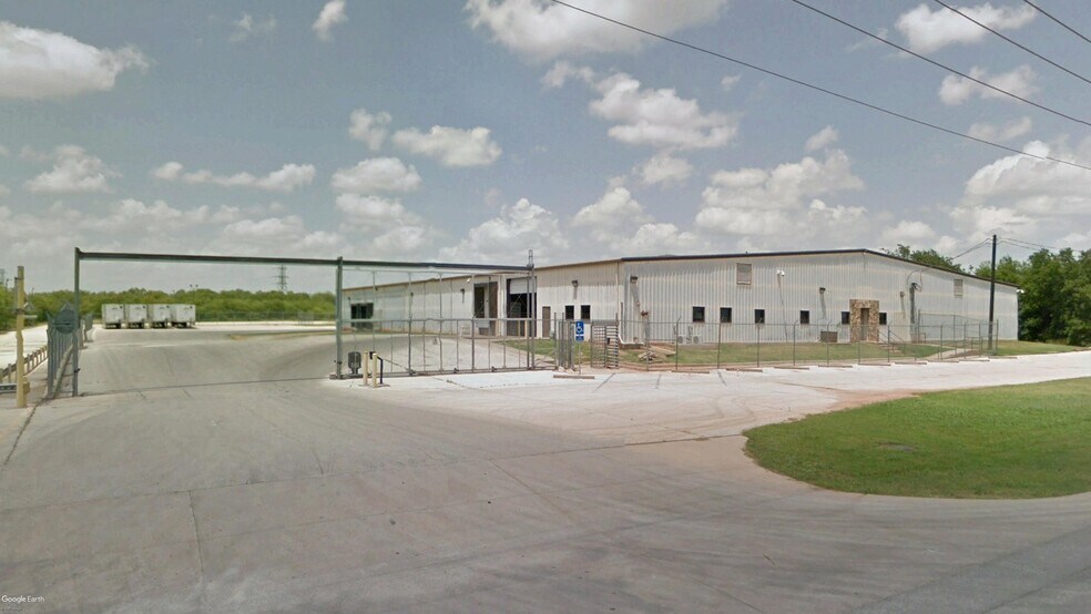 More Photos Of 208 Randy Dr, Wichita Falls Warehouse For Sale