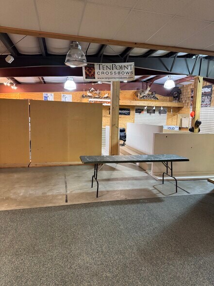 More Photos Of 3400 US Highway 30, Warsaw General Retail For Lease