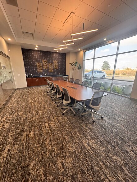 More Photos Of 17105 Beyer John Dr, Schertz General Retail For Lease