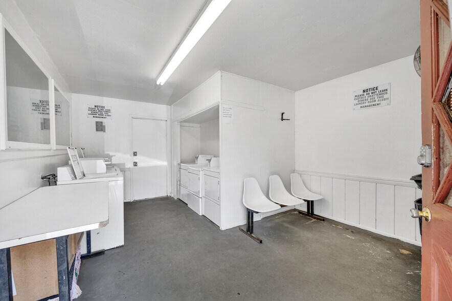 More Photos Of 901 Corona Dr, Orangeburg Apartments For Sale