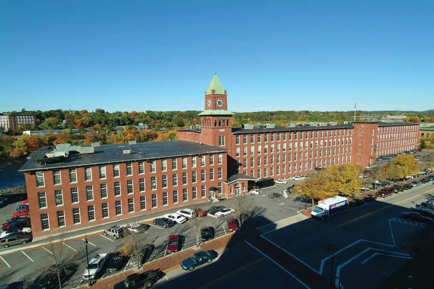 More Photos Of 670 N Commercial St, Manchester Apartments For Lease