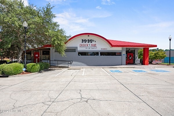 More Photos Of 8232 Market St, Wilmington Freestanding For Sale