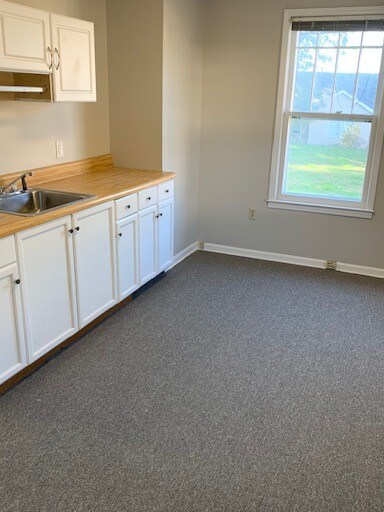 More Photos Of 710 Laurens Rd, Greenville Office For Sale