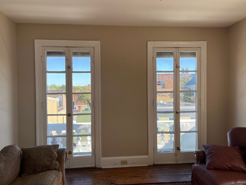 More Photos Of 29 W Franklin St, Hagerstown Apartments For Sale