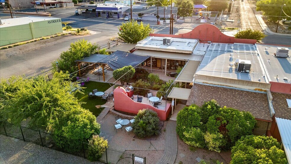 More Photos Of 297 S Main St, Cottonwood Storefront Retail Office For Sale