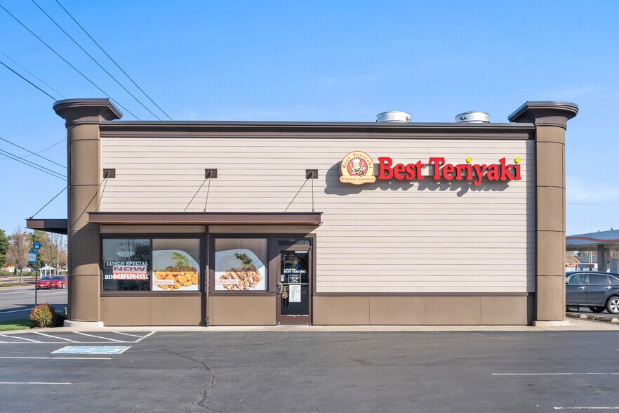 More Photos Of 1410-1440 Lancaster Dr NE, Salem Storefront Retail Office For Sale