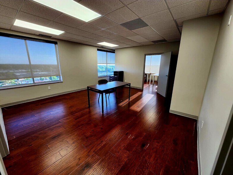 More Photos Of 5050 Poplar Ave, Memphis Office For Lease