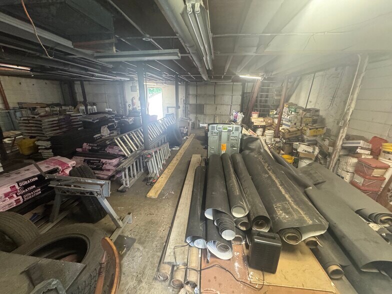 More Photos Of 9400-9404 E Wilson Rd, Independence Manufacturing For Sale