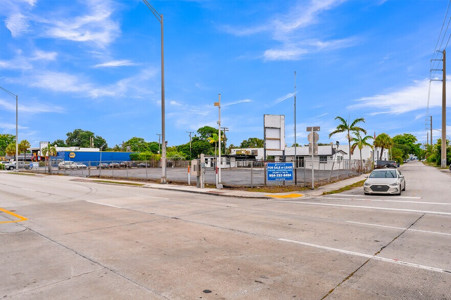 More Photos Of , Fort Lauderdale General Retail For Sale
