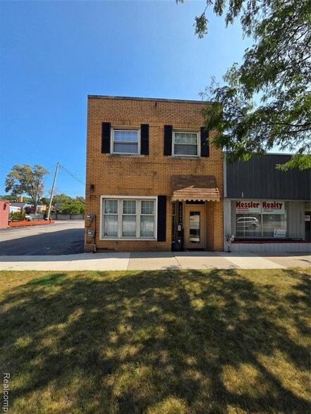 Primary Photo Of 22210 Harper Ave, Saint Clair Shores Storefront Retail Residential For Sale