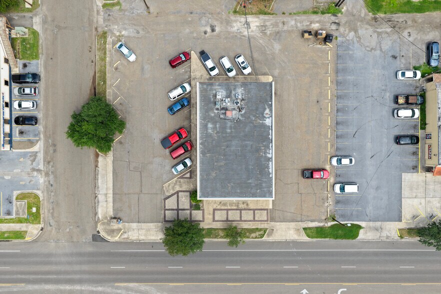 More Photos Of 600 S Closner Blvd, Edinburg Office For Sale