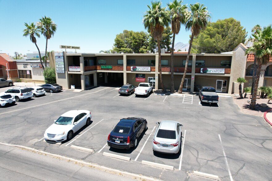 More Photos Of 5315 E Broadway Blvd, Tucson Storefront Retail Office For Lease