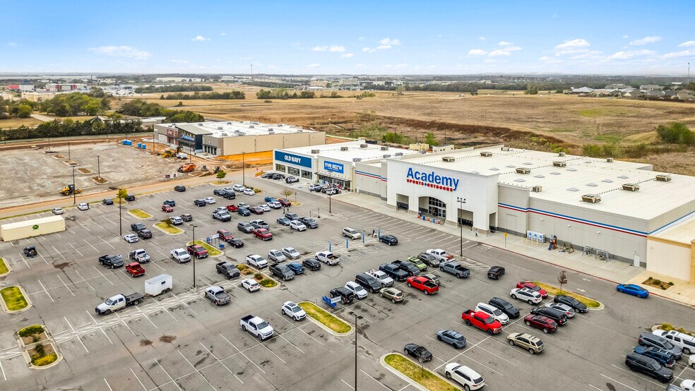 More Photos Of 1655-1665 12th Ave NW, Ardmore Freestanding For Sale