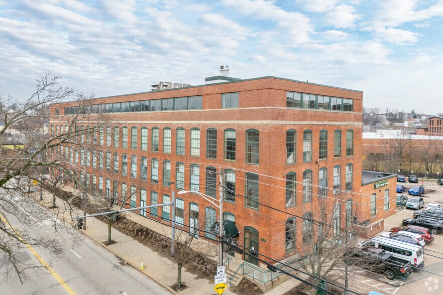 More Photos Of 325 Valley St, Providence Unknown For Lease