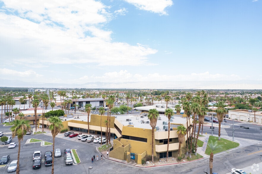 More Photos Of 555-559 S Palm Canyon Dr, Palm Springs Unknown For Lease
