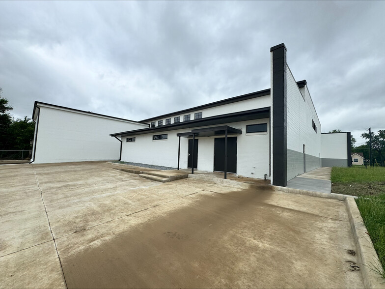 Primary Photo Of 1915 Stanford St, Greenville Warehouse For Lease