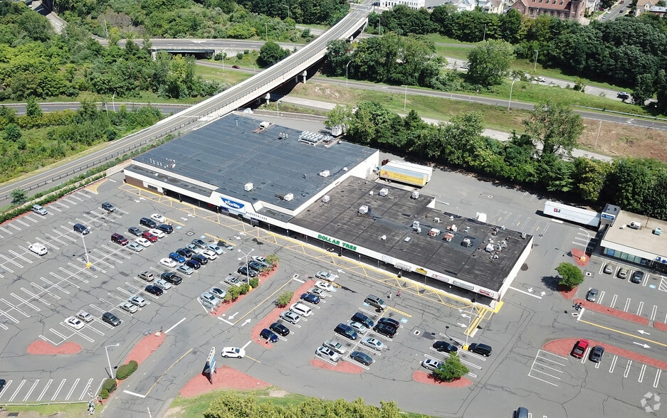 More Photos Of 150-190 Columbus Blvd, New Britain Unknown For Lease