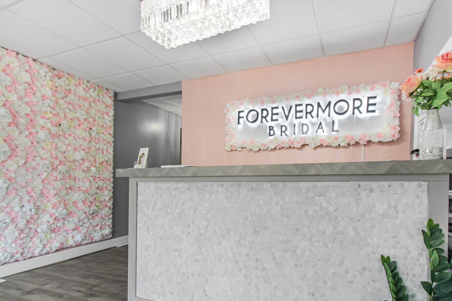 More Photos Of 911 Madison Ave, Toledo Apartments For Lease