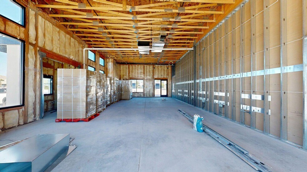 Primary Photo Of , Saratoga Springs General Retail For Sale