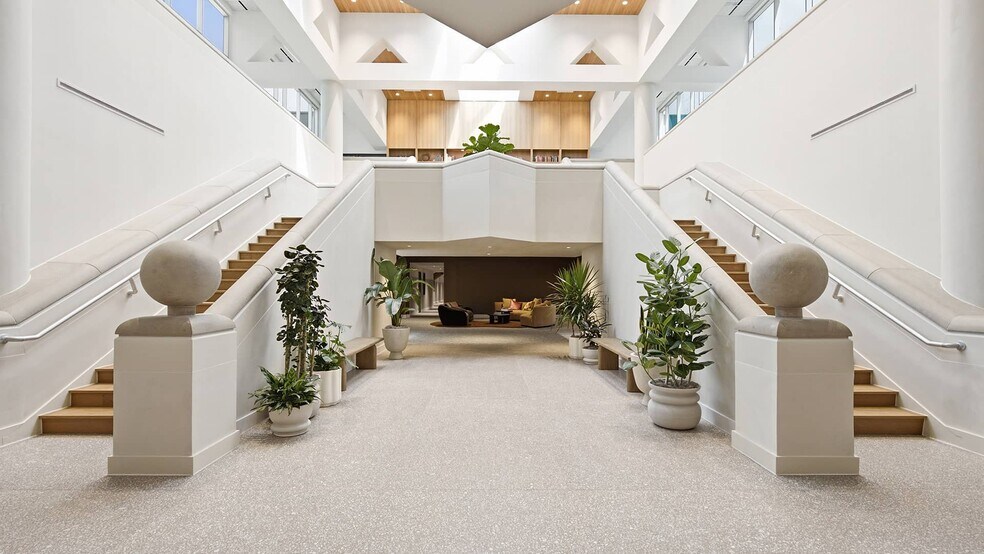 More Photos Of 7600 Burnet Rd, Austin Office For Lease