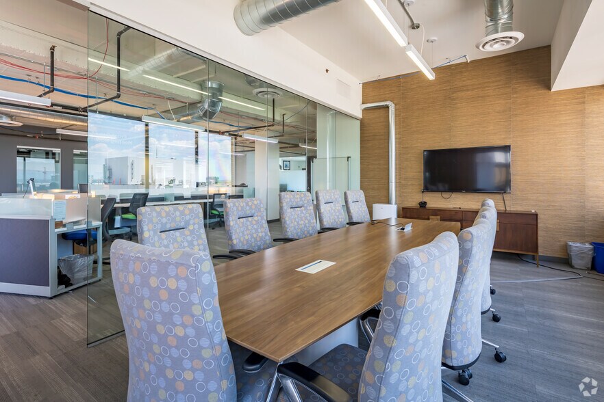 More Photos Of 110 16th St, Denver Coworking Space