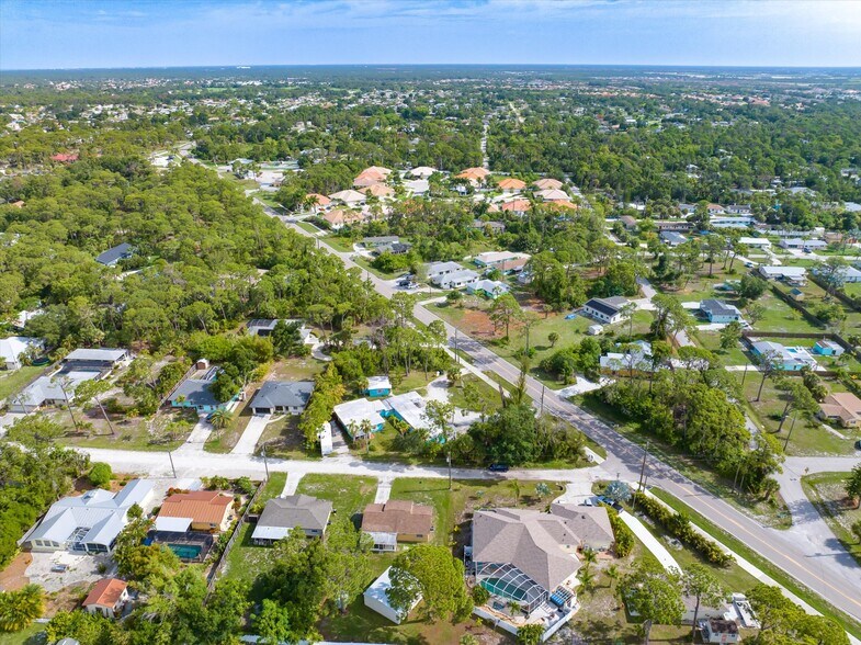 More Photos Of 600 Old Englewood Rd, Englewood Apartments For Sale