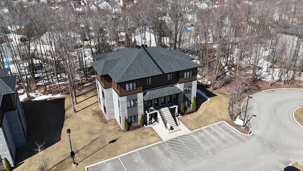 More Photos Of 108 Rue Bruno-Dion, Blainville Apartments For Sale