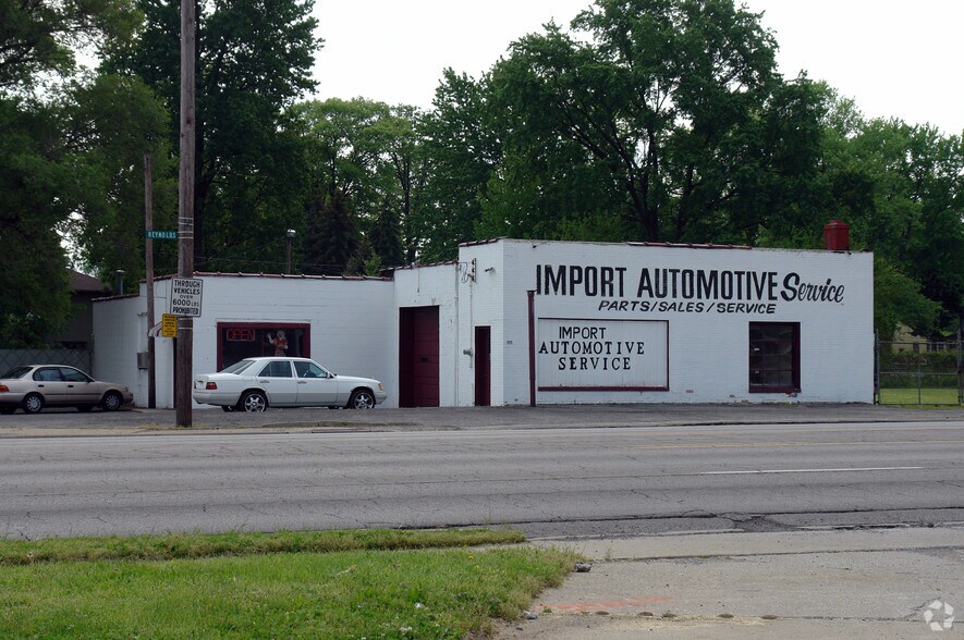 More Photos Of , Toledo General Retail For Sale