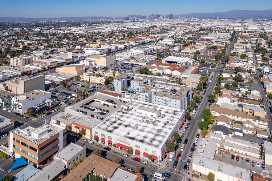 More Photos Of 2677 Zoe Ave, Huntington Park Loft Creative Space For Lease