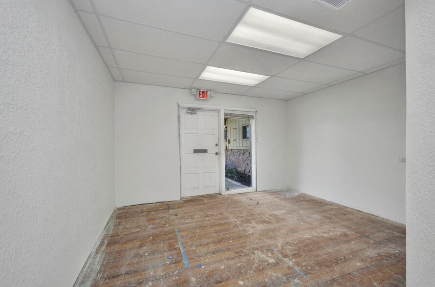 More Photos Of 3443 Tamiami Trl, Port Charlotte Medical For Lease