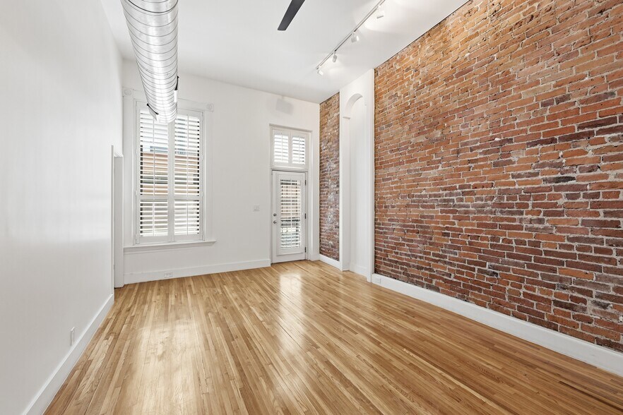 More Photos Of 1732-1770 Blake St, Denver Storefront For Sale