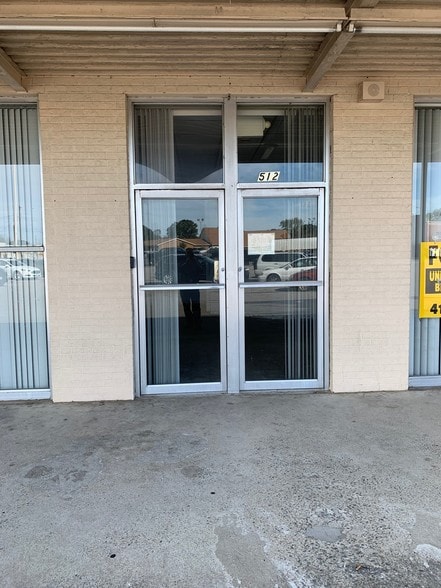 More Photos Of 538 N Main St, Emporia Unknown For Lease