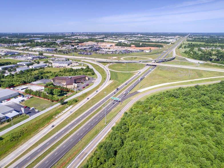 More Photos Of 3560 E Evergreen St, Springfield Office For Sale