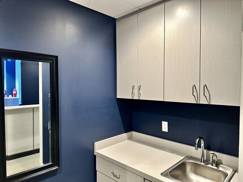 More Photos Of 1401-1451 E Lansing Dr, East Lansing Medical For Sale