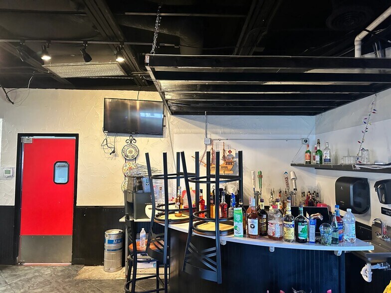 More Photos Of 2801 S 1st St, Abilene Fast Food For Sale