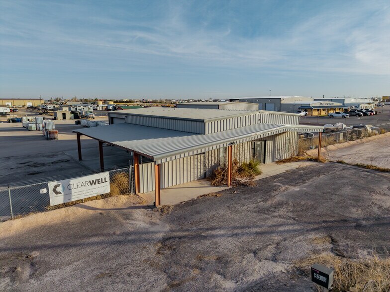 More Photos Of 8316 W I-20, Midland Warehouse For Sale
