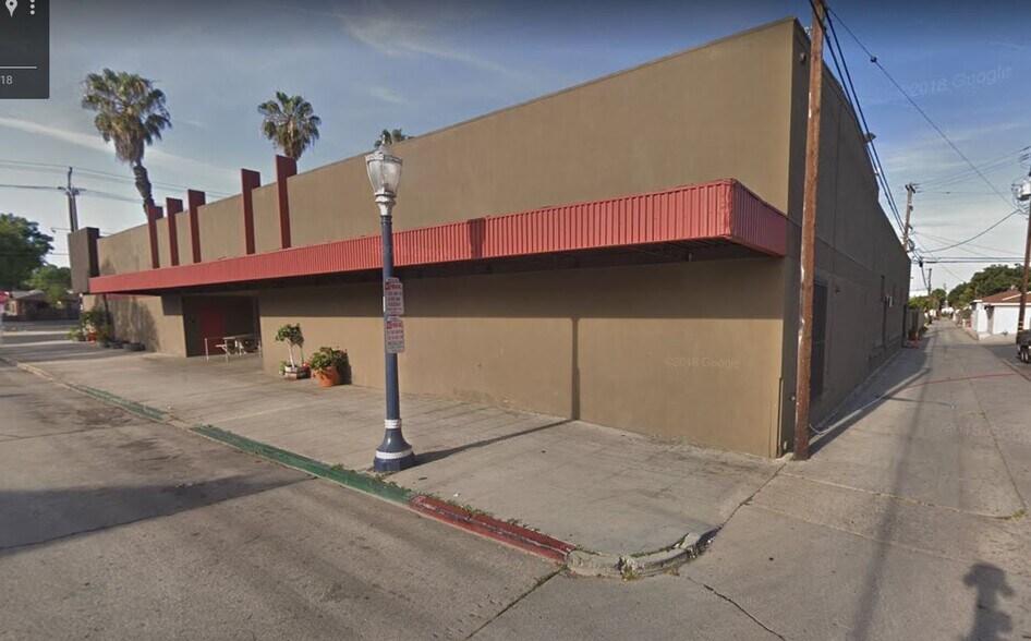 More Photos Of 1131 E Wardlow Rd, Long Beach Freestanding For Sale