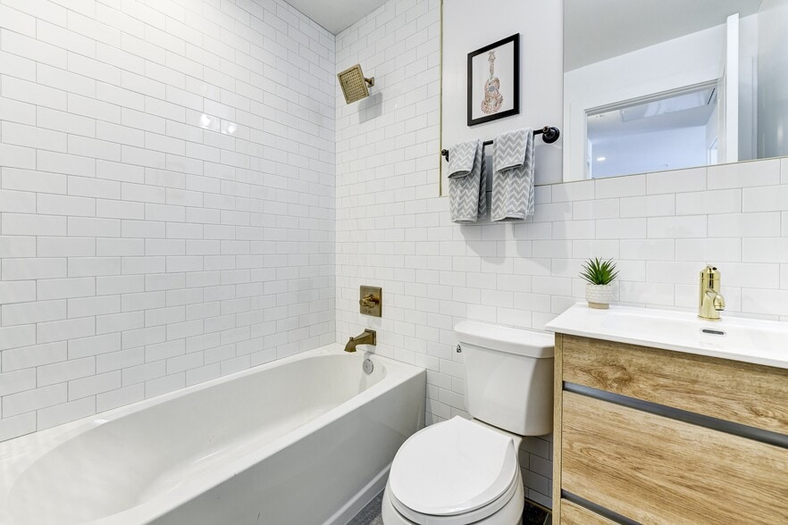 More Photos Of 1122 Bladensburg Rd NE, Washington Apartments For Sale