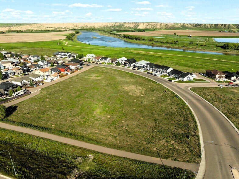 More Photos Of 48 Ranchlands Boulevard Northeast, Medicine Hat Land For Sale