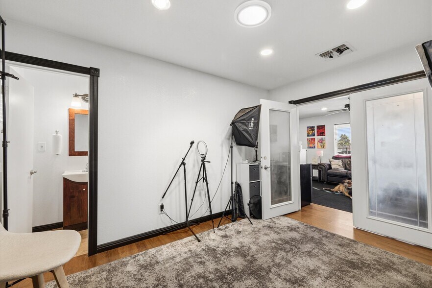 More Photos Of 2818 W Northern Ave, Phoenix Office For Sale