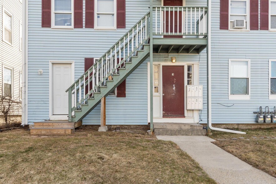 More Photos Of 3 Chelsea St, Worcester Apartments For Sale