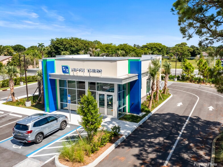 Primary Photo Of 4689 Hypoluxo rd, Lake Worth Bank For Sale