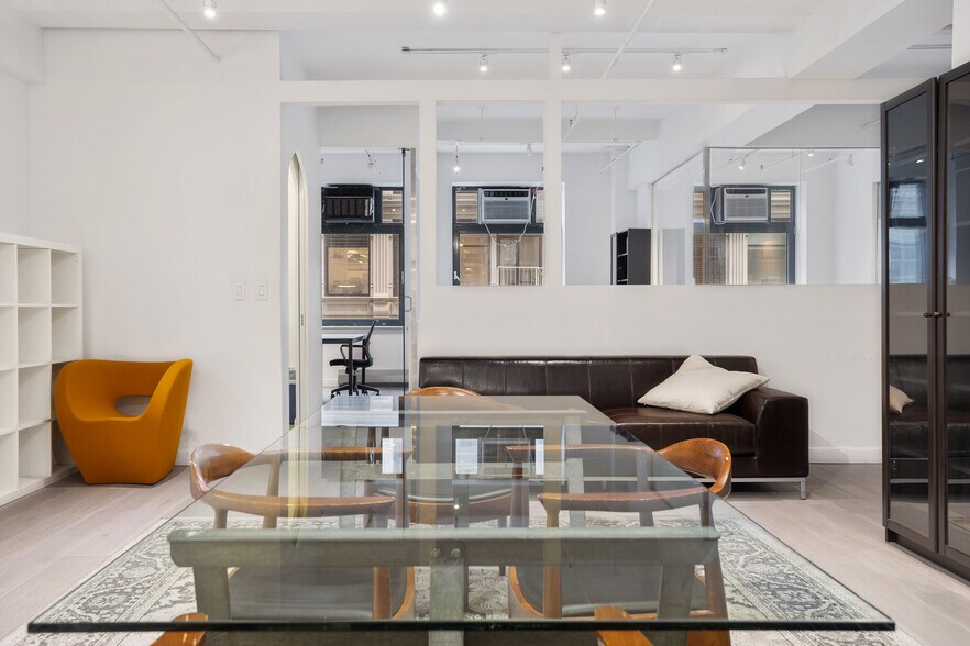More Photos Of 14 E 4th St, New York Loft Creative Space For Lease
