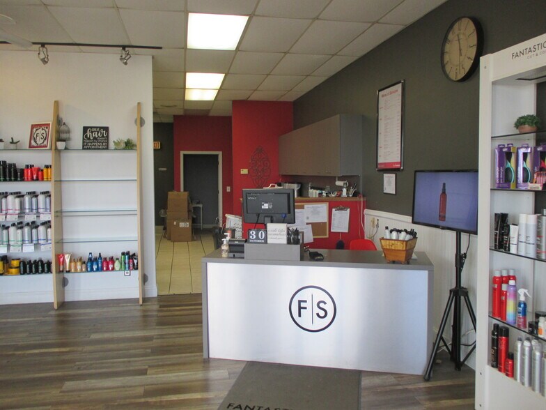 More Photos Of 2300-2304 S Main St, Rice Lake Storefront Retail Office For Sale